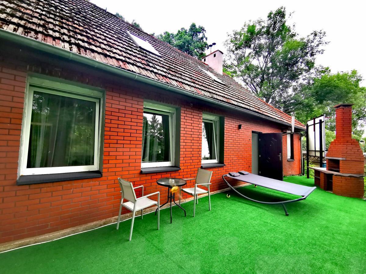 Апартаменты Chillout Apart In The Attic Львувек-Слёнски Экстерьер фото