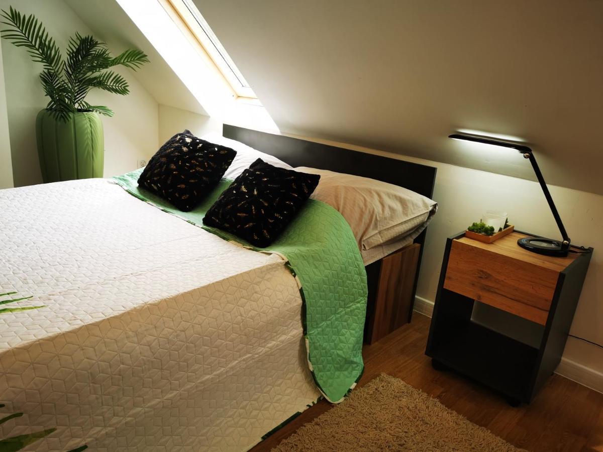 Апартаменты Chillout Apart In The Attic Львувек-Слёнски Экстерьер фото